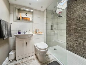 Bathroom- click for photo gallery